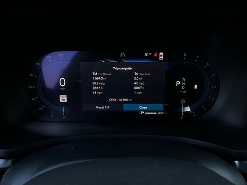 Used 2025 Volvo V60 B5 Cross Country Plus image 39