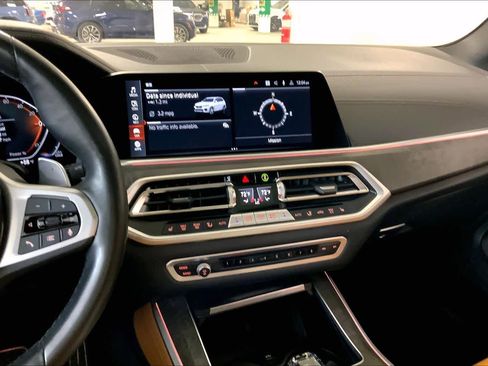 Used 2023 BMW X5 xDrive40i w/ Executive Package image 7