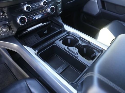 Used 2024 Ford F350 Lariat image 27