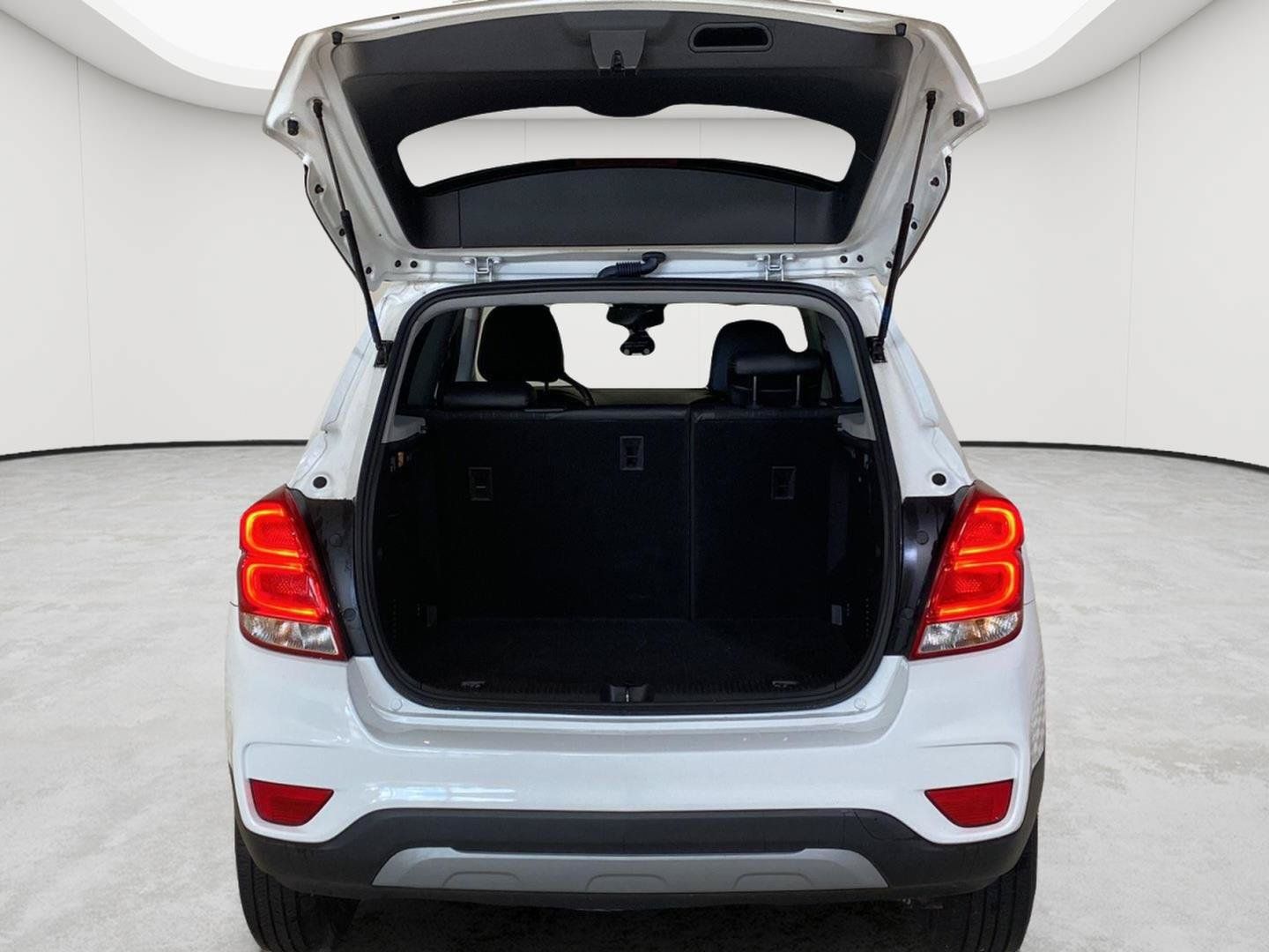 Used 2019 Chevrolet Trax LT AWD/4WD image 7
