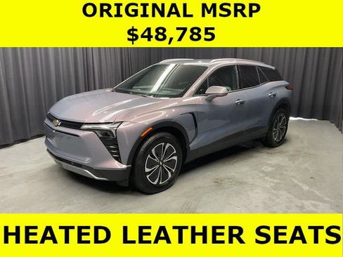 Used 2025 Chevrolet Blazer EV LT FWD image 2