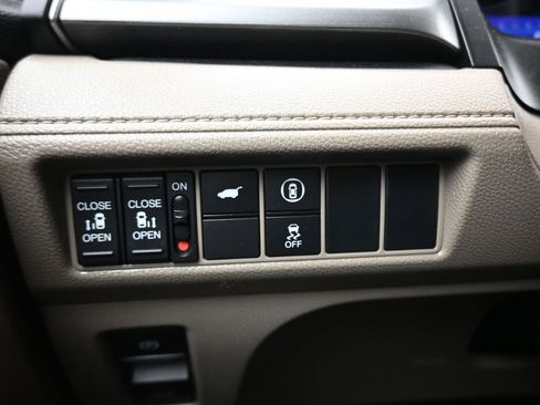 Used 2024 Honda Odyssey EX-L image 26