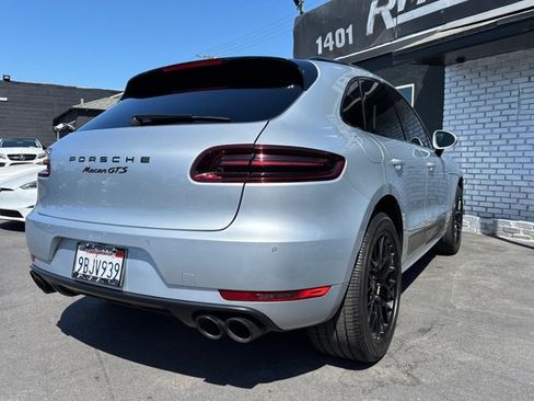 Used 2018 Porsche Macan GTS AWD/4WD image 30