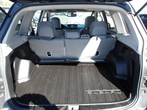 Used 2014 Subaru Forester 2.5i Premium w/ Popular Package #2 AWD/4WD image 11