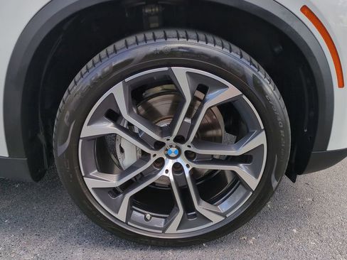 Used 2024 BMW X5 sDrive40i w/ Premium Package RWD image 11