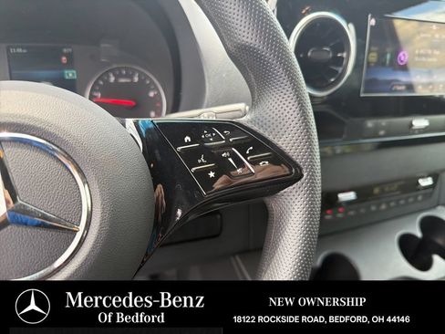 Used 2025 Mercedes-Benz Sprinter 2500 image 12