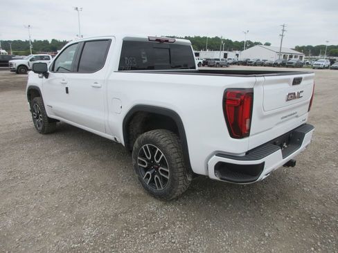 New 2026 GMC Sierra 1500 AT4 w/ AT4 Premium Package AWD/4WD image 7