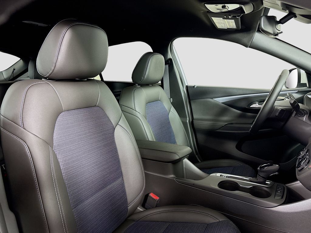 New 2026 Buick Envista Sport Touring w/ Convenience I Package FWD image 26