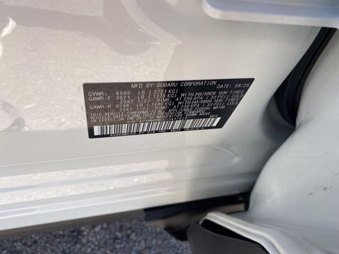 Certified 2025 Subaru Ascent Bronze Edition AWD/4WD image 23