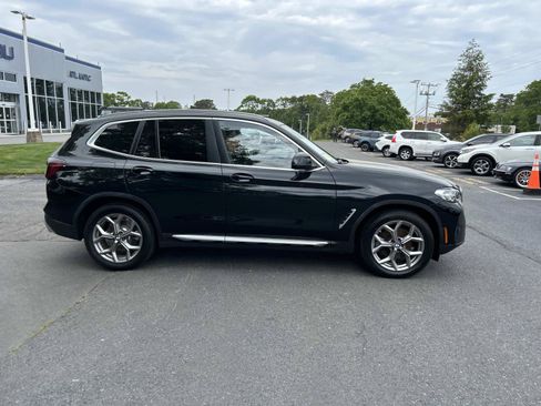Used 2023 BMW X3 xDrive30i w/ Premium Package w/ZPA AWD/4WD image 2