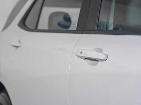 Used 2024 Chevrolet Equinox LS w/ Driver Confidence II Package image 15