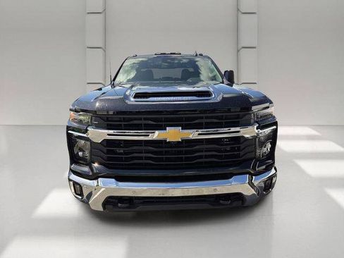 Used 2025 Chevrolet Silverado 2500 LT w/ All Star Edition AWD/4WD image 2