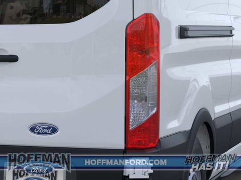 New 2026 Ford Transit 250 148 Medium Roof RWD image 20