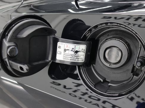 Used 2023 Chevrolet Corvette Stingray Premium Cpe w/ Z51 Performance Package image 29