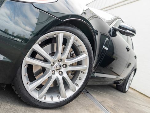 Used 2011 Jaguar XF Portfolio image 4