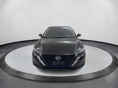 Used 2024 Nissan Sentra S w/ Lighting Package FWD image 2