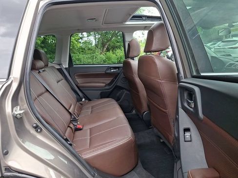 Used 2018 Subaru Forester 2.5i Touring AWD/4WD image 47