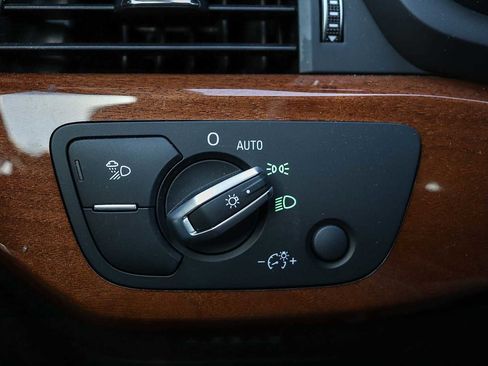 Used 2023 Audi A4 2.0T Premium w/ Convenience Package image 30