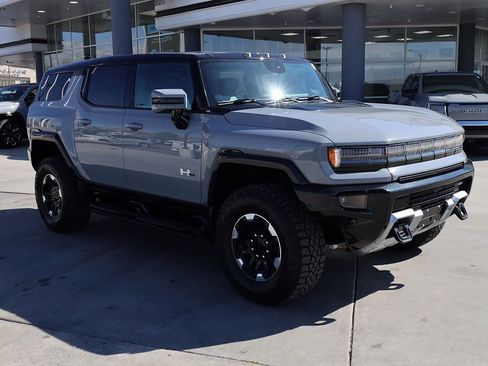 New 2025 GMC Hummer EV 3X w/ Extreme Off-Road Package image 8