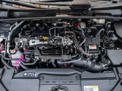 Certified 2023 Toyota Prius XLE FWD image 19