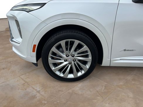 Used 2025 Buick Envision Avenir AWD/4WD image 27