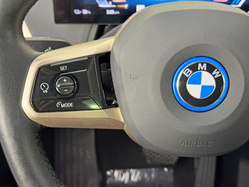 Used 2022 BMW iX xDrive50 w/ Premium Package image 22