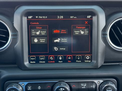 Used 2022 Jeep Wrangler Unlimited Rubicon 4xe w/ Cold Weather Group image 29