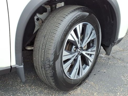 Certified 2023 Nissan Rogue SV w/ SV Premium B Package image 8