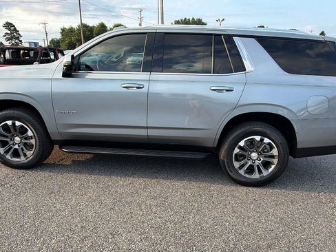 Used 2025 Chevrolet Tahoe LT w/ Comfort Package RWD image 11