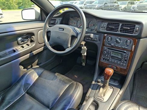 Used 2001 Volvo C70 LT FWD image 11