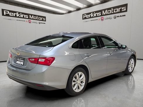 Used 2025 Chevrolet Malibu LT FWD image 5