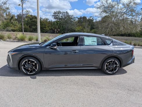 New 2026 Kia K4 GT-Line image 8