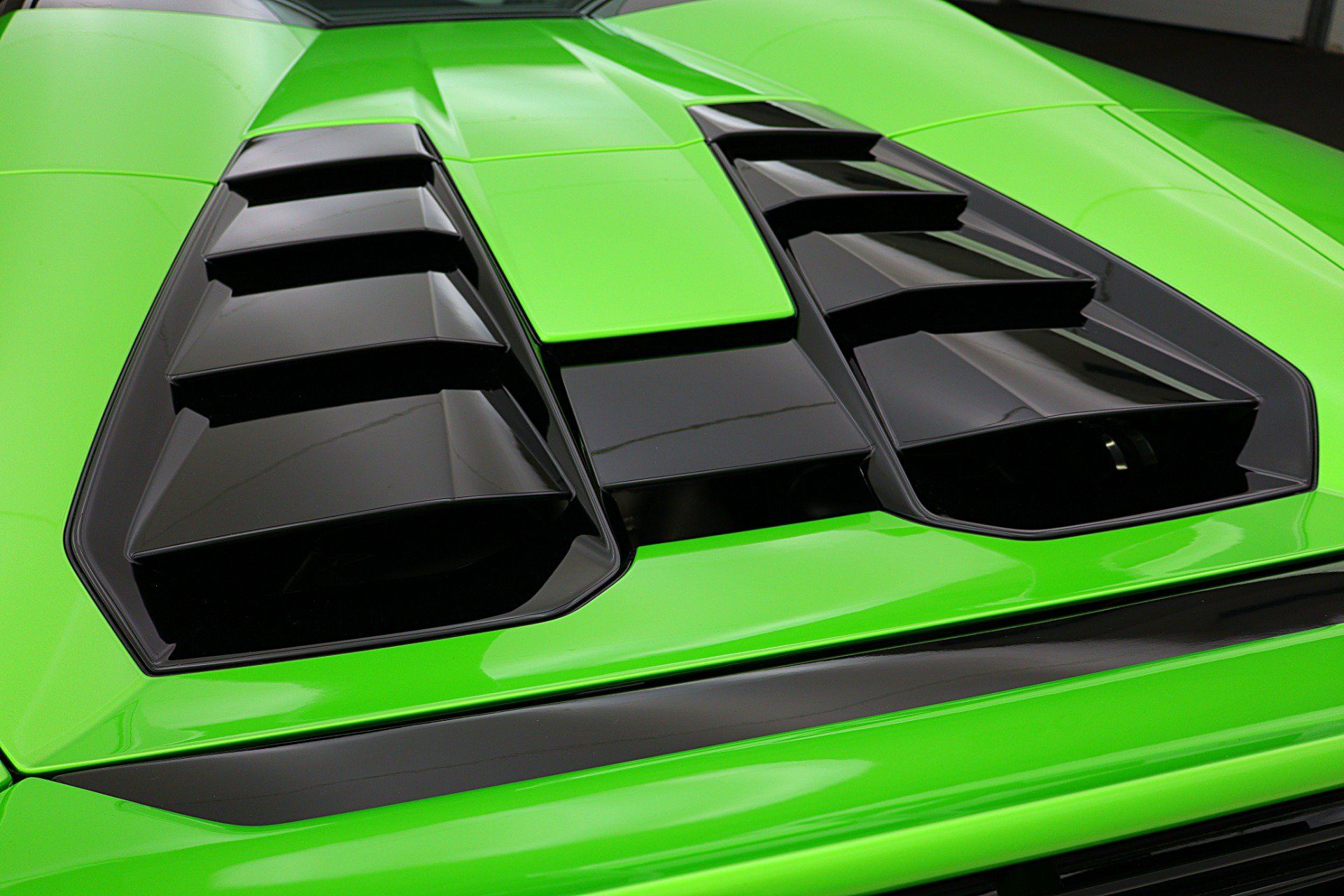 Used 2023 Lamborghini Huracan EVO RWD image 16