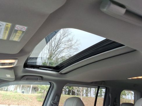 Used 2011 Honda Pilot EX-L image 26