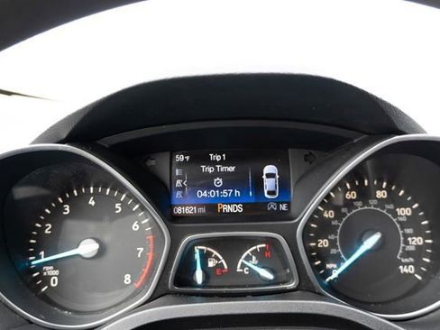Used 2017 Ford Escape SE w/ Equipment Group 201A FWD image 22