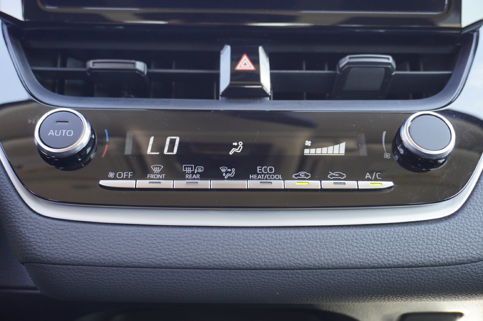Certified 2026 Toyota Corolla LE FWD image 15