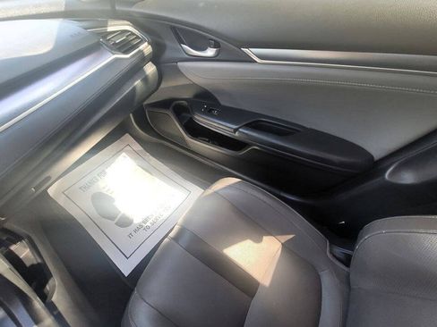 Used 2017 Honda Civic EX image 13