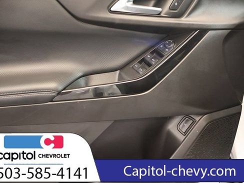 Used 2025 Chevrolet Equinox LT w/ Convenience Package II AWD/4WD image 11