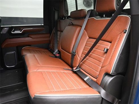 Used 2024 GMC Sierra 2500 Denali Ultimate image 19