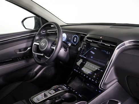 Used 2023 Hyundai Tucson Limited image 32