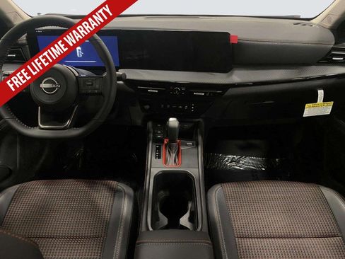 New 2026 Nissan Kicks SR AWD/4WD image 20