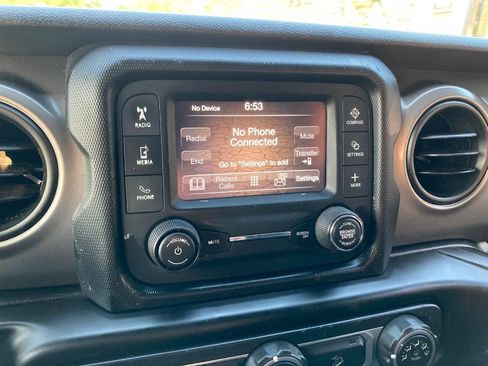 Used 2020 Jeep Wrangler Unlimited Sport S AWD/4WD image 22