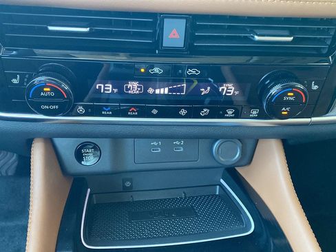 Used 2026 Nissan Rogue Platinum w/ Platinum Premium Package AWD/4WD image 33