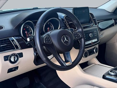 Used 2018 Mercedes-Benz GLE 350 image 16