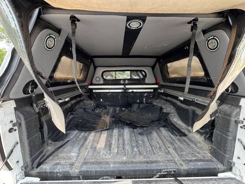 Used 2022 Nissan Frontier SV AWD/4WD image 14