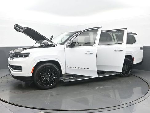 Used 2024 Jeep Grand Wagoneer L Series III image 58