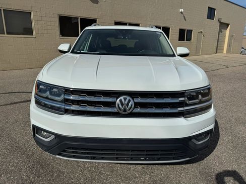 Used 2018 Volkswagen Atlas SEL image 2