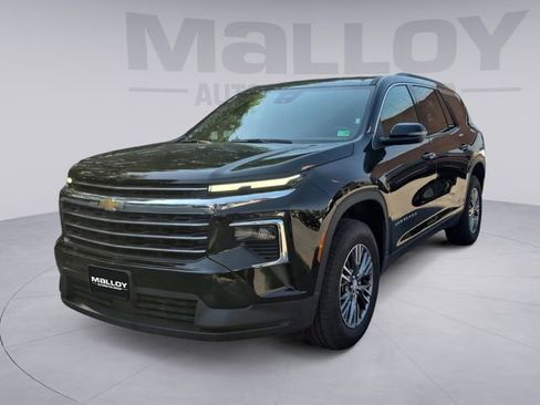 Certified 2026 Chevrolet Traverse LT AWD/4WD image 1