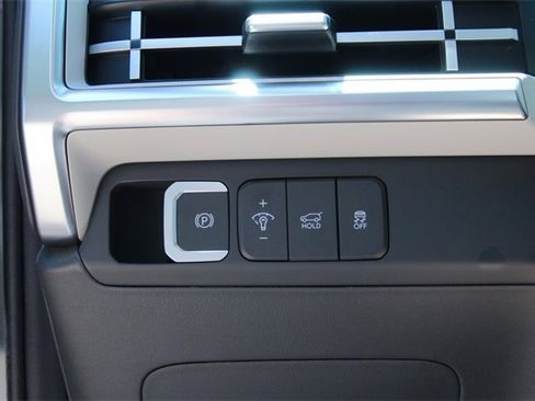 New 2026 Hyundai Santa Fe SE image 13