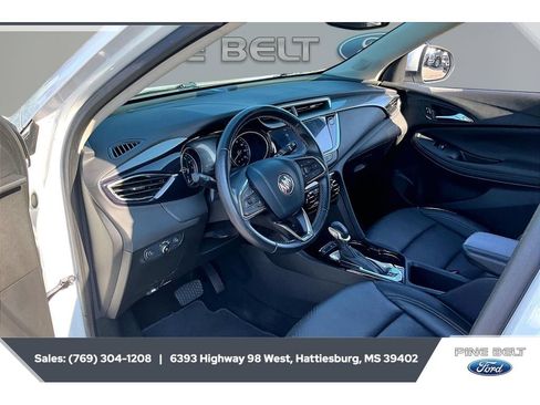 Used 2023 Buick Encore GX Essence w/ Experience Buick Package FWD image 12